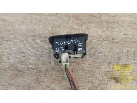 Кнопка стеклоподъёмника задняя правая Toyota Auris, 2007 г., арт. 00037328