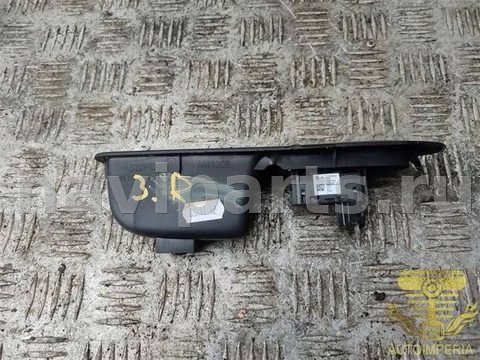 Кнопка стеклоподъёмника задняя правая Citroen C4, 2015 г., OEM 96657926XT, арт. 00066280