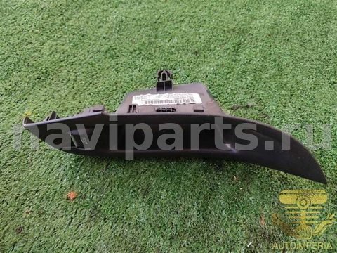 Кнопка стеклоподъёмника задняя правая Ford Focus, 2018 г., OEM F1ET14529AA, арт. 00066281