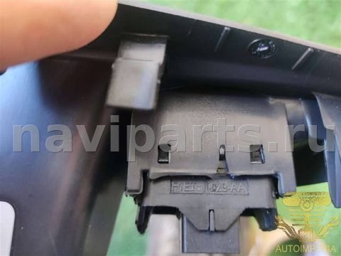 Кнопка стеклоподъёмника задняя правая Ford Focus, 2018 г., OEM F1ET14529AA, арт. 00066281, фото 5