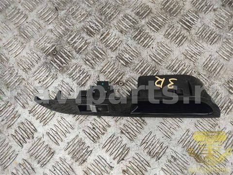 Кнопка стеклоподъёмника задняя правая Lifan Solano, 2020 г., OEM BBF3746220, арт. 00068002