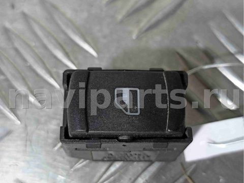 Кнопка стеклоподъёмника задняя правая Skoda Octavia, 2000 г., OEM 3b0959855, арт. 012105