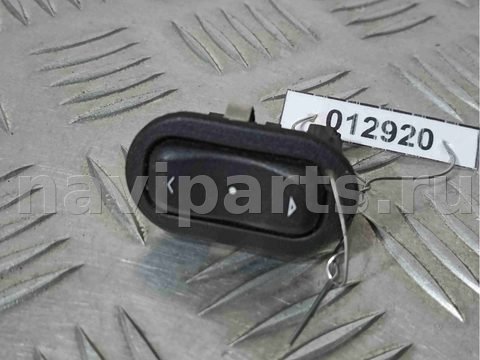 Кнопка стеклоподъёмника задняя правая Opel Zafira, 2003 г., OEM 90561388, арт. 012920