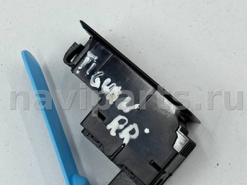 Кнопка стеклоподъёмника задняя правая Volkswagen Tiguan, 2023 г., арт. 02126250, фото 6