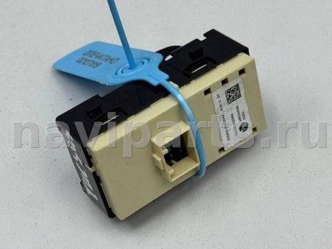 Кнопка стеклоподъёмника задняя правая Hyundai Elantra, 2022 г., арт. 02127819_1, фото 5