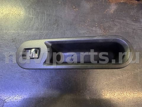 Кнопка стеклоподъёмника задняя правая Mini Clubman, 2017 г., OEM 51417362999, арт. 10090
