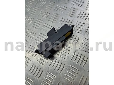 Кнопка стеклоподъёмника задняя правая Mazda 3, 2004 г., OEM BP4K66380, арт. 101646362, фото 2