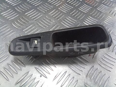 Кнопка стеклоподъёмника задняя правая Peugeot 3008, 2010 г., арт. 103345376, фото 2