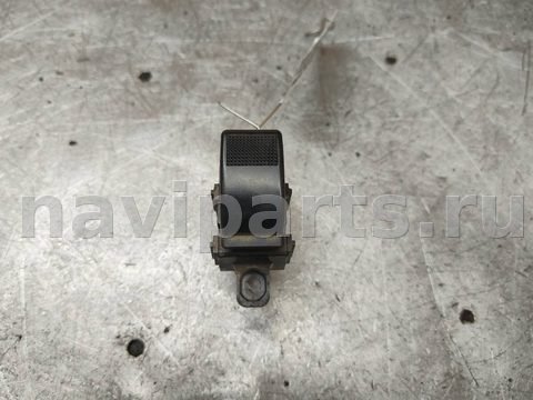 Кнопка стеклоподъёмника задняя правая Mazda Premacy, 1999 г., арт. 104803