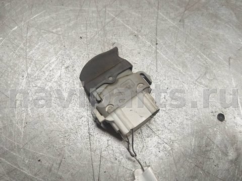 Кнопка стеклоподъёмника задняя правая Renault Scenic, 2003 г., арт. 104946, фото 2