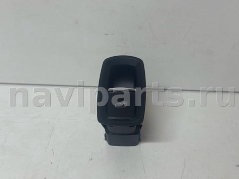 Кнопка стеклоподъёмника задняя правая Porsche Macan, 2022 г., OEM 7PP959855F, арт. 11557