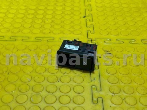 Кнопка стеклоподъёмника задняя правая Opel Zafira, 2008 г., арт. 13098