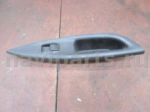 Кнопка стеклоподъёмника задняя правая Mazda 6, 2004 г., арт. 132123935