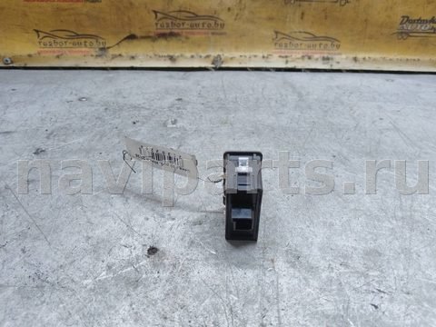 Кнопка стеклоподъёмника задняя правая Opel Astra, 2004 г., арт. 141396, фото 3