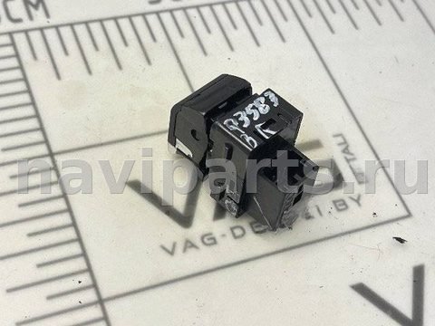 Кнопка стеклоподъёмника задняя правая Audi Q3, 2019 г., OEM 4K0959855, арт. 158232593_3, фото 2