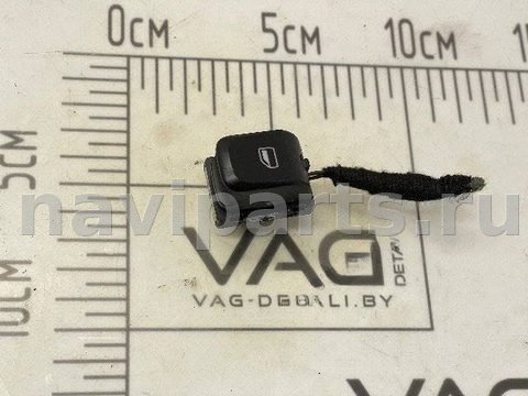 Кнопка стеклоподъёмника задняя правая Audi Q5, 2011 г., OEM 8K0959855A, арт. 159640520
