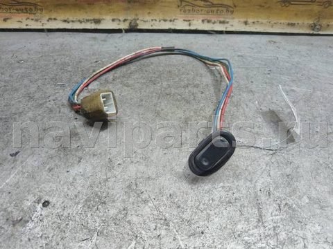 Кнопка стеклоподъёмника задняя правая Mazda Xedos, 1992 г., арт. 170988