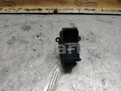 Кнопка стеклоподъёмника задняя правая Honda Accord, 2006 г., арт. 176402