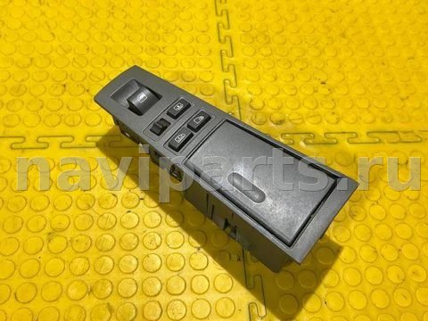 Кнопка стеклоподъёмника задняя правая BMW 7 E65/E66, 2003 г., арт. 17663