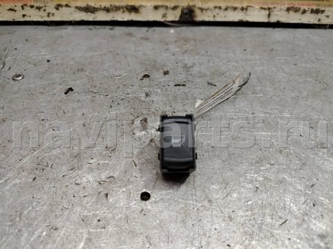 Кнопка стеклоподъёмника задняя правая Skoda Octavia, 1996 г., OEM 3в0959855, арт. 183944