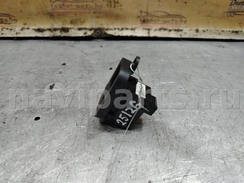 Кнопка стеклоподъёмника задняя правая Volvo V50, 2003 г., OEM 31295736, арт. 194265, фото 2