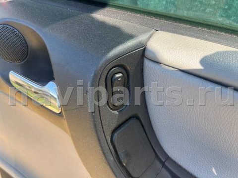 Кнопка стеклоподъёмника задняя правая Opel Zafira, 2003 г., арт. 19468