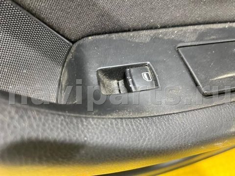 Кнопка стеклоподъёмника задняя правая Audi A6, 2006 г., арт. 20870