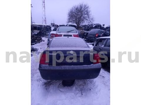 Кнопка стеклоподъёмника задняя правая Volkswagen Passat B5, 1996 г., арт. 40686