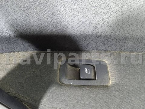 Кнопка стеклоподъёмника задняя правая BMW 1 E87/E81/E82/E88, 2006 г., арт. 46023030013