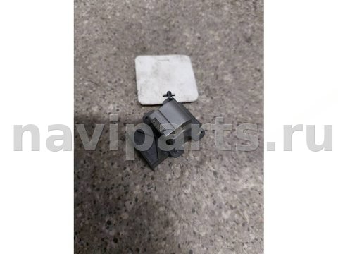 Кнопка стеклоподъёмника задняя правая Honda FR-V, 2007 г., арт. 46023042050