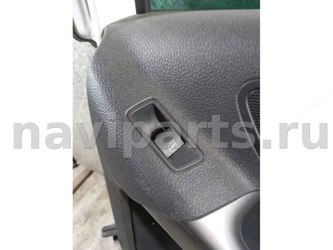 Кнопка стеклоподъёмника задняя правая Volkswagen Tiguan, 2009 г., арт. 46023070237