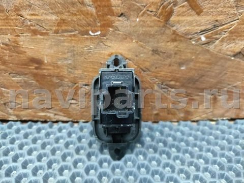 Кнопка стеклоподъёмника задняя правая Volvo V50, 2010 г., OEM 30773217, арт. 534406, фото 4