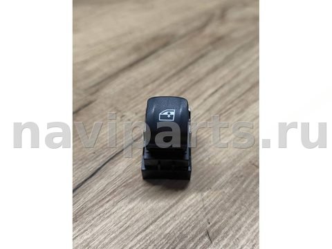 Кнопка стеклоподъёмника задняя правая BMW X4 M F98, 2021 г., OEM 9327031, арт. 543-128
