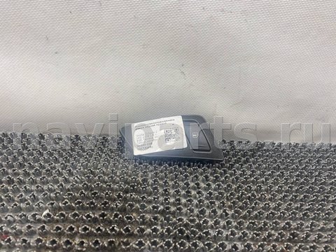 Кнопка стеклоподъёмника задняя правая Skoda Octavia, 2008 г., арт. 543-236