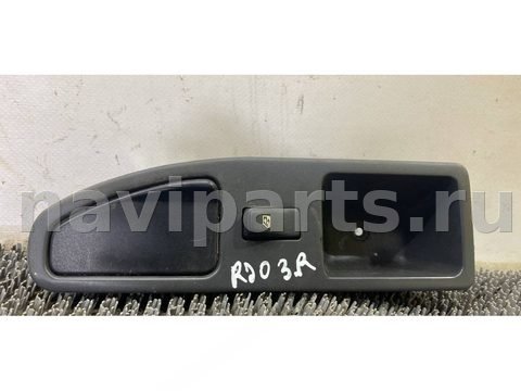 Кнопка стеклоподъёмника задняя правая Renault Safrane, 1997 г., арт. 543-288