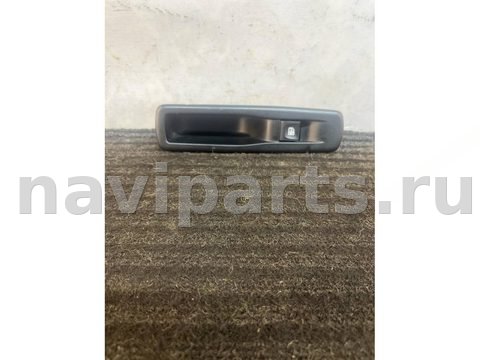 Кнопка стеклоподъёмника задняя правая Renault Fluence, 2011 г., арт. 543-353