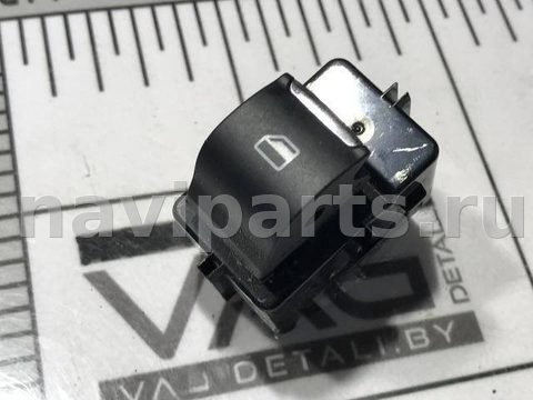 Кнопка стеклоподъёмника задняя правая Ford Fusion, 2015 г., арт. 55499970