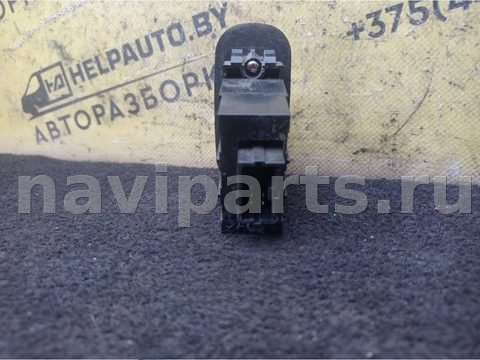 Кнопка стеклоподъёмника задняя правая Mitsubishi Galant, 1995 г., арт. 6-210, фото 3