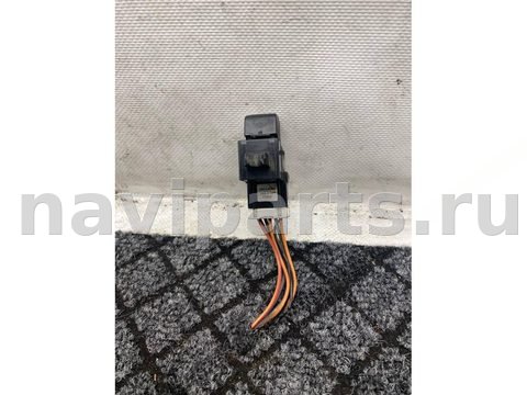 Кнопка стеклоподъёмника задняя правая Nissan Primera, 2002 г., OEM 25411AV600, арт. 6-313