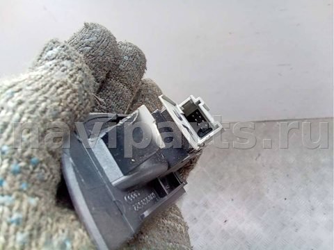 Кнопка стеклоподъёмника задняя правая Audi A6 Allroad C5, 2001 г., арт. 65123700, фото 2