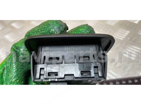 Кнопка стеклоподъёмника задняя правая Peugeot 308, 2010 г., OEM 96623726XT, арт. 75150072, фото 4