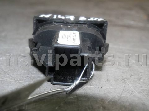 Кнопка стеклоподъёмника задняя правая Ford Mondeo, 2000 г., арт. 75328, фото 3