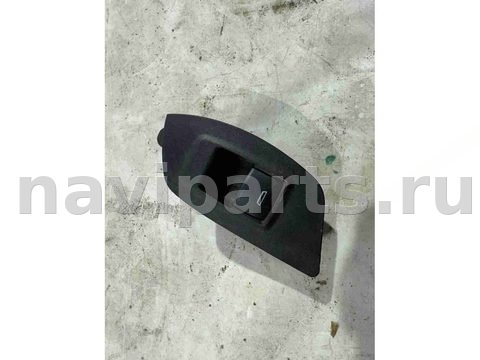Кнопка стеклоподъёмника задняя правая Chevrolet Equinox, 2018 г., арт. 8791