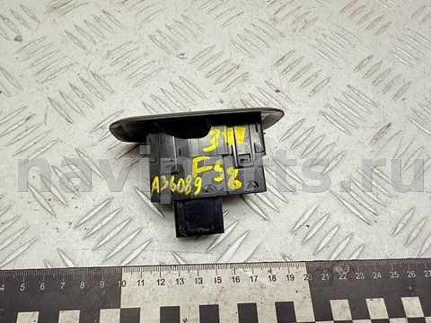Кнопка стеклоподъёмника задняя правая Volvo XC90, 2004 г., OEM 30658696, арт. A36089_5, фото 3