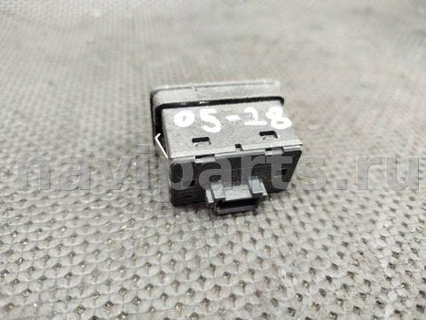 Кнопка стеклоподъёмника задняя правая BMW 5 E39, 2001 г., OEM 8368974, арт. B05-28_3, фото 2
