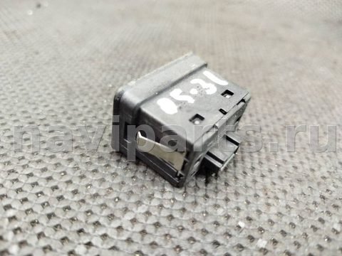Кнопка стеклоподъёмника задняя правая BMW 5 E39, 2001 г., OEM 8368974, арт. B05-31_3, фото 2