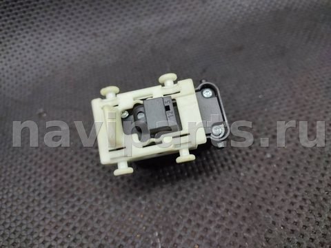 Кнопка стеклоподъёмника задняя правая Mercedes C W203, 2004 г., арт. B08-17_2, фото 4