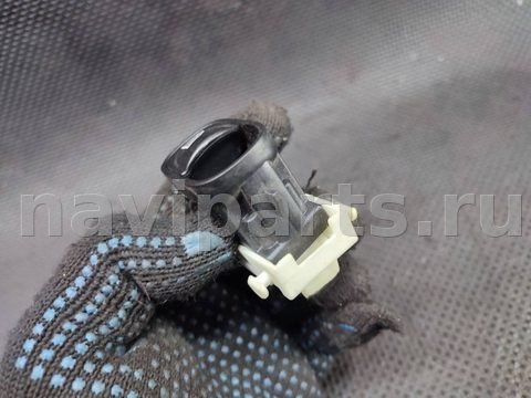 Кнопка стеклоподъёмника задняя правая Mercedes C W203, 2004 г., арт. B08-17_2, фото 6