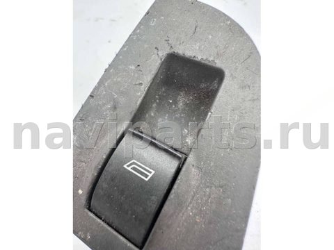 Кнопка стеклоподъёмника задняя правая Audi A6 C5, 1997 г., OEM 4B2959521, арт. B114919, фото 2