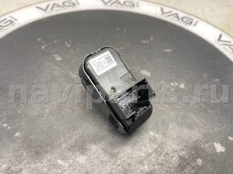 Кнопка стеклоподъёмника задняя правая Chevrolet Malibu, 2021 г., арт. V3357_3, фото 6
